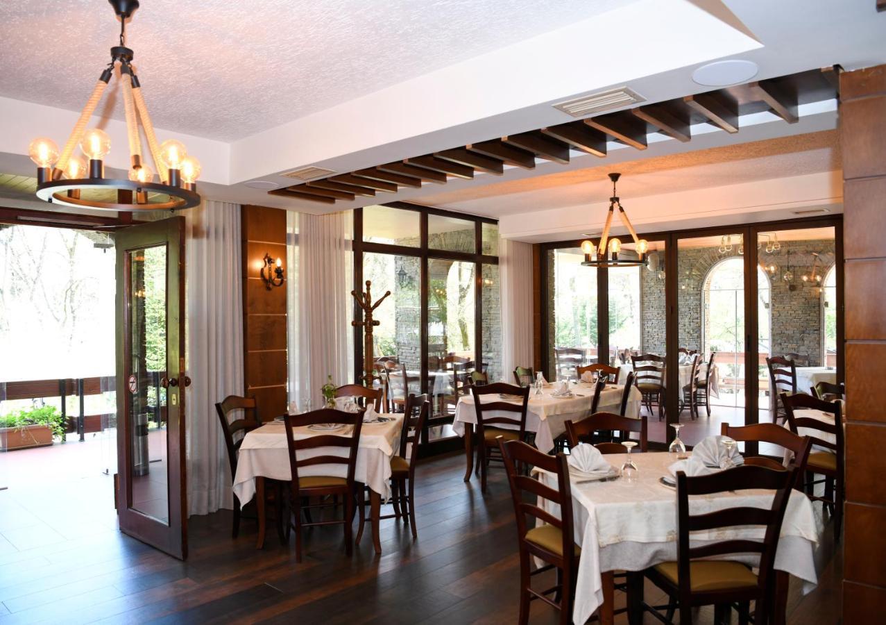 Restaurant Dreri Hotel Tirana